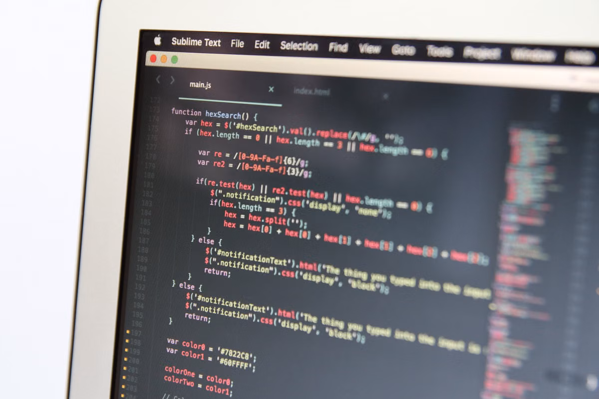 Python 3.15.2 课程项目要升级吗？2026 学生判断